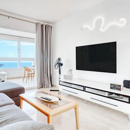 Penthouse * 貝尼多姆